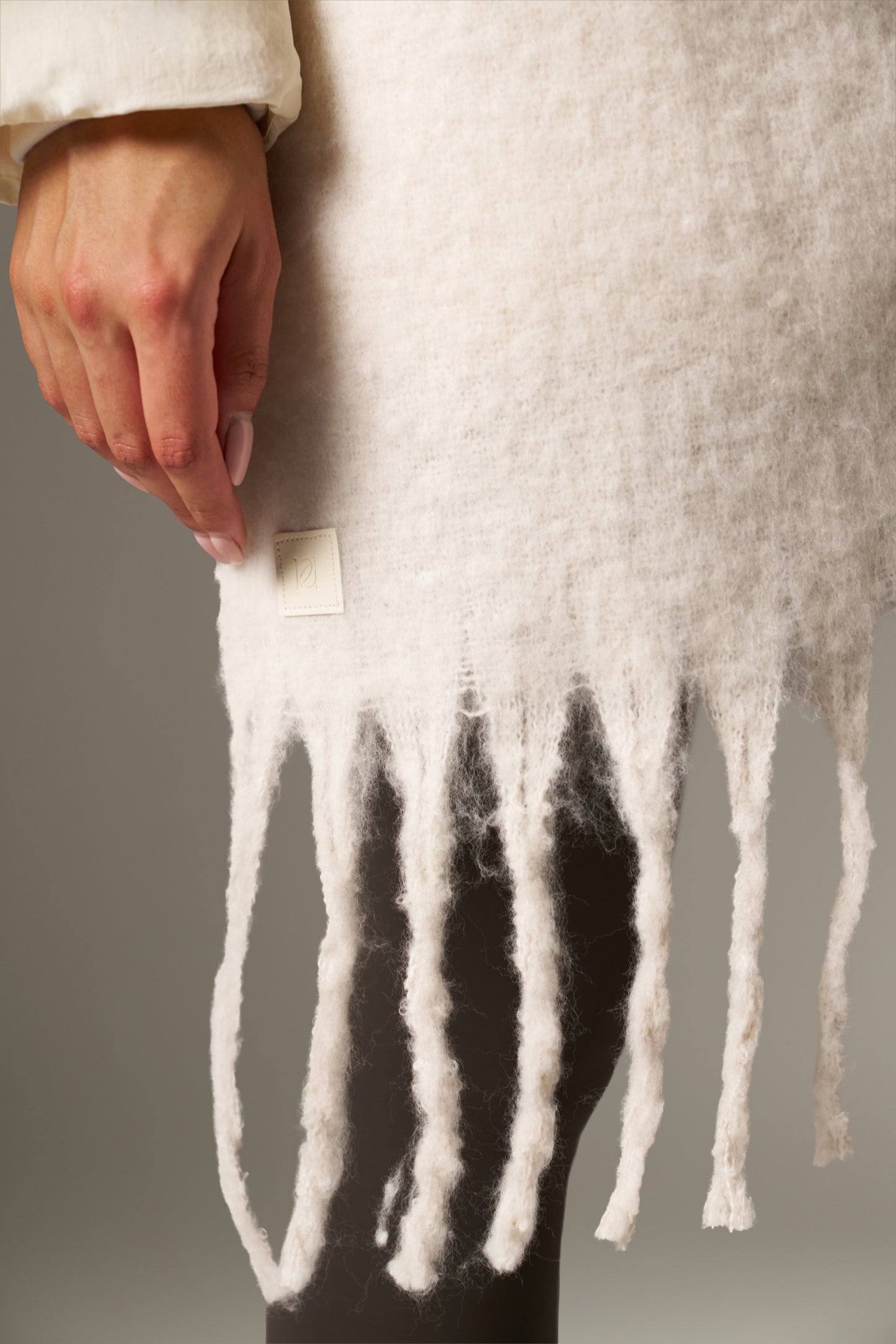 Fluffy Knitted Chunky Scarf - Crème