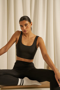Smoothform Built In Bra Sports Bra - Core Black