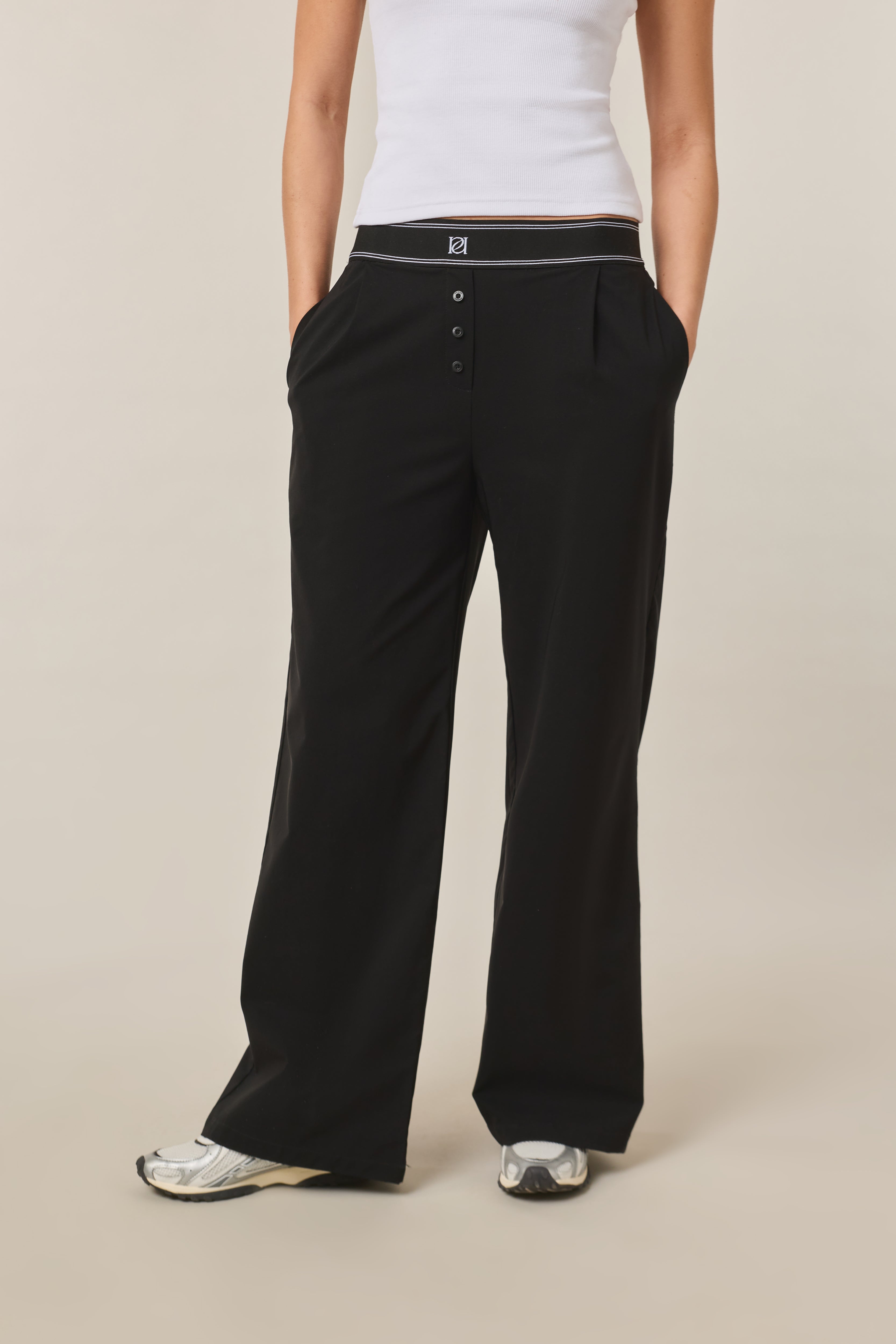 The Everyday Trousers - Core Black – reasn