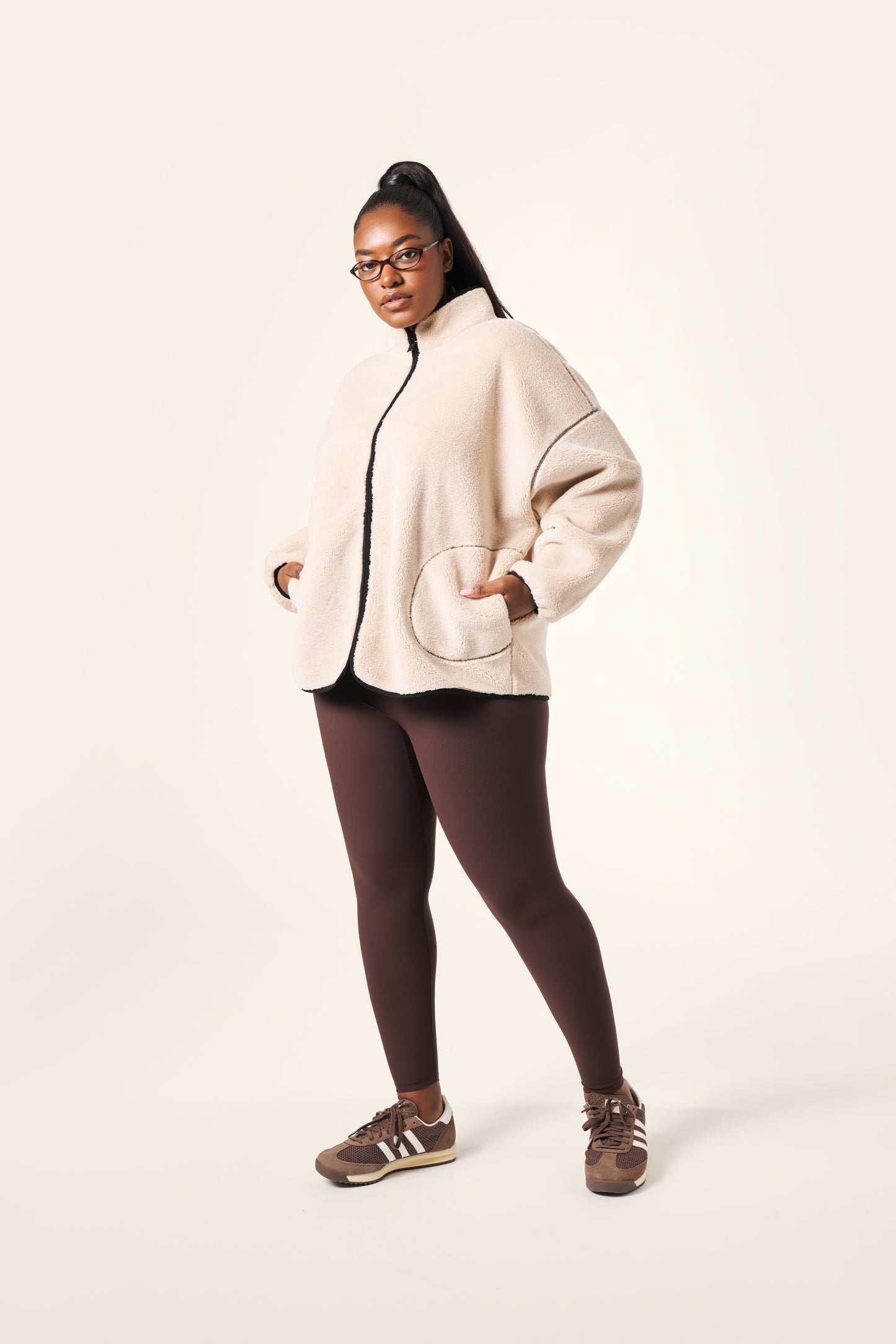 Oversized Contrast Seam Zip Through Borg Jacket - Crème