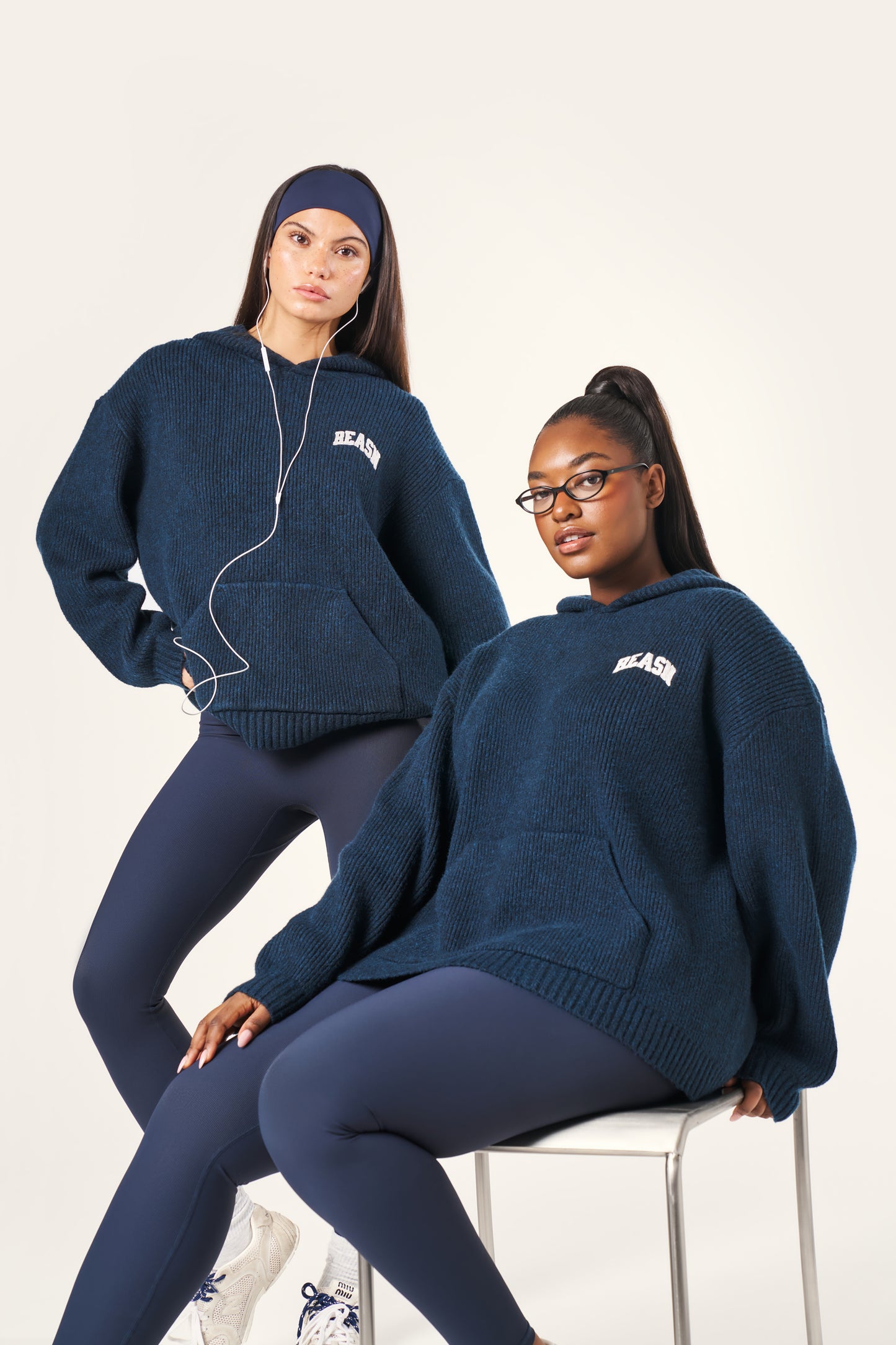 Oversized Premium Knitted Hoodie - Midnight Blue