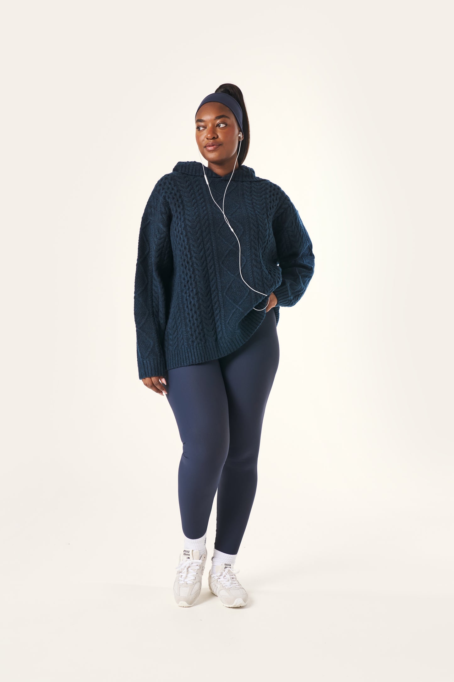 Chunky Cable Premium Knitted Hoodie - Midnight Blue