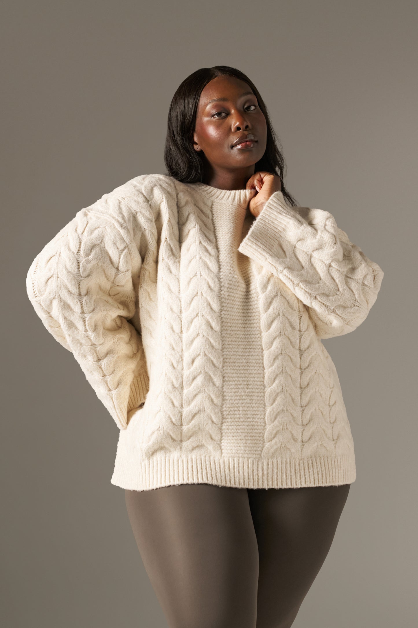 Chunky Cable Knitted Jumper - Crème