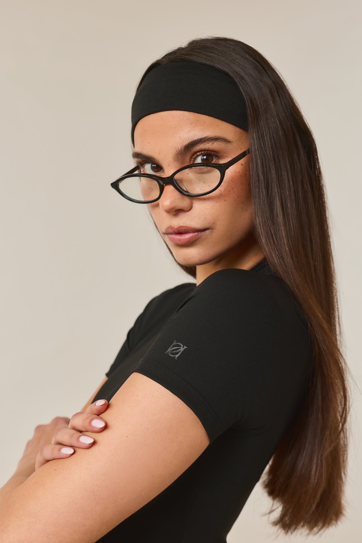 Sculpting Built In Bra Short Sleeve Baby Tee - Core Black