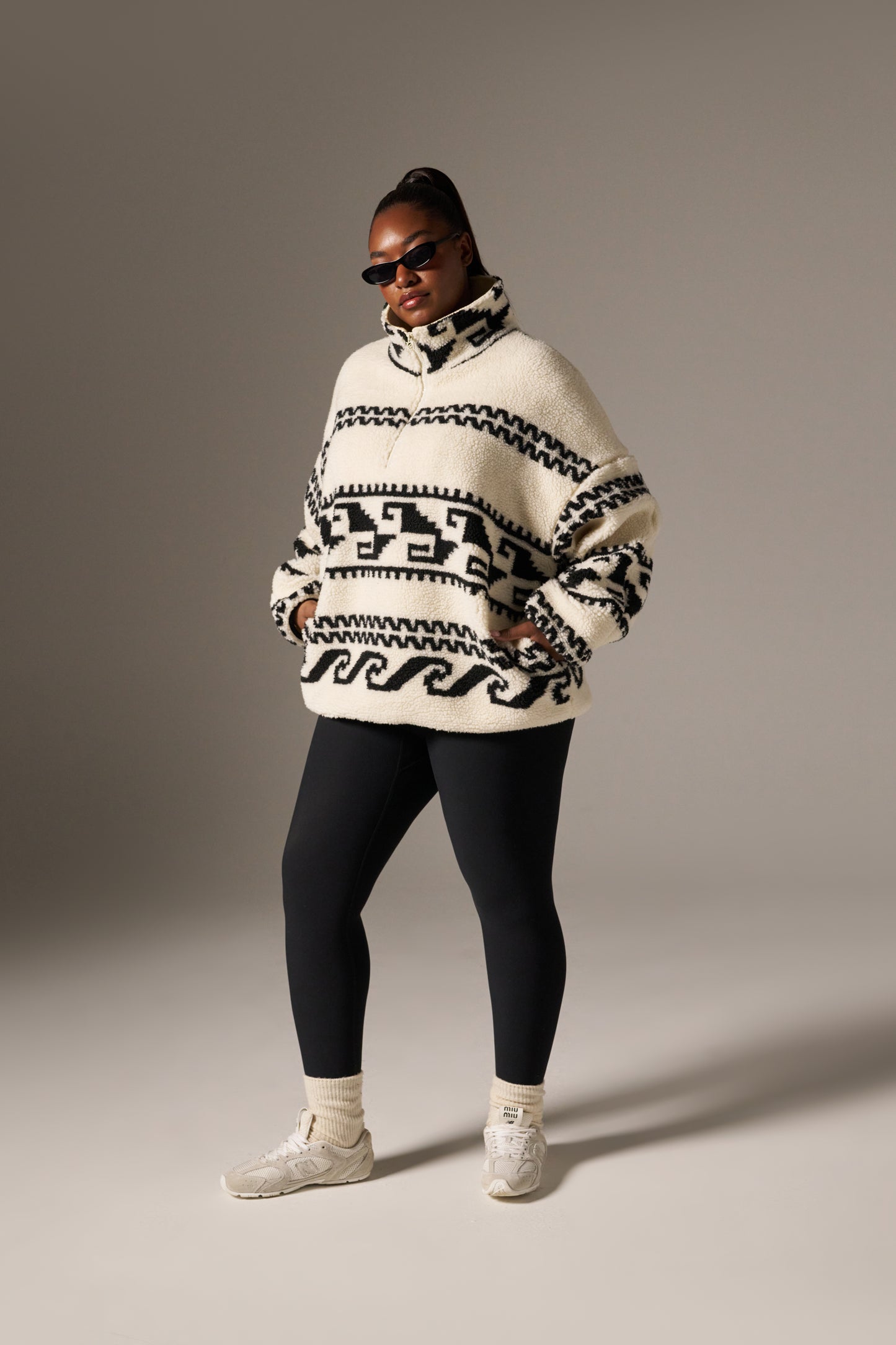 Aztec Detail Quarter Zip Borg Sweatshirt - Crème