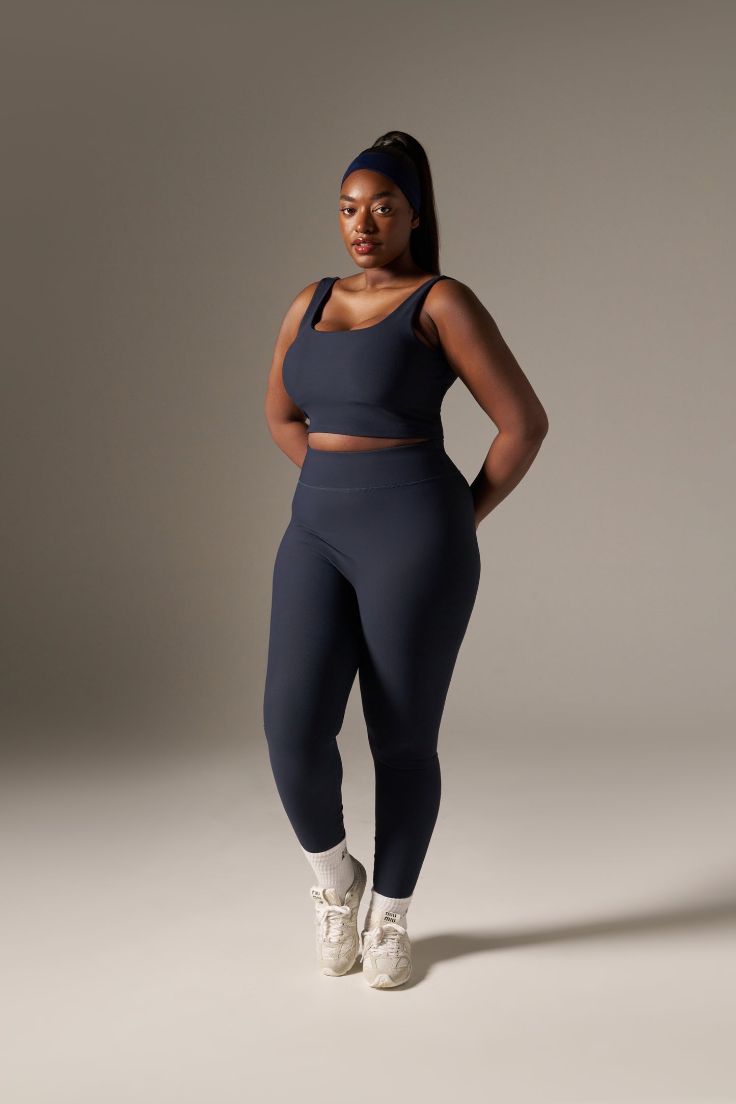 The Sculpt Built In Sports Bra - Midnight Blue