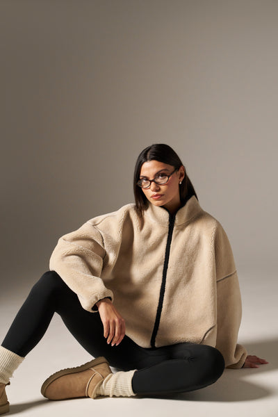 Oversized Contrast Seam Zip Through Borg Jacket - Crème