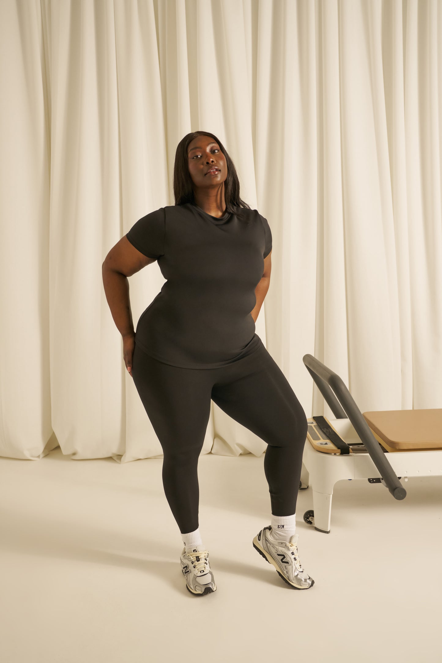 Smoothform Built In Bra Short Sleeve Top - Core Black