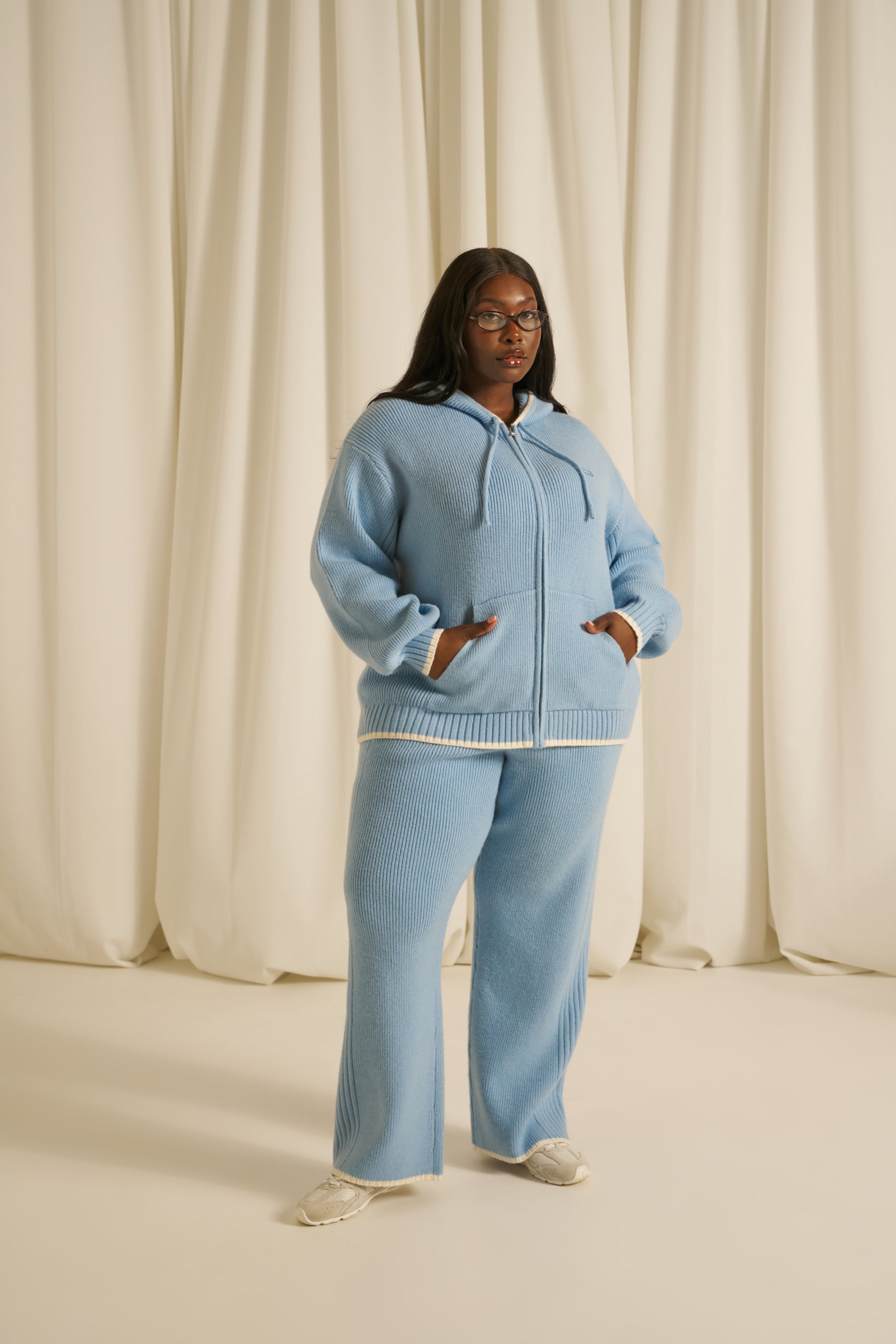 【ブルー（44）】Henderson Zip Thru Knit Contrast Tipping Knitted Zip Through Hoodie - Powder Blue – reasn