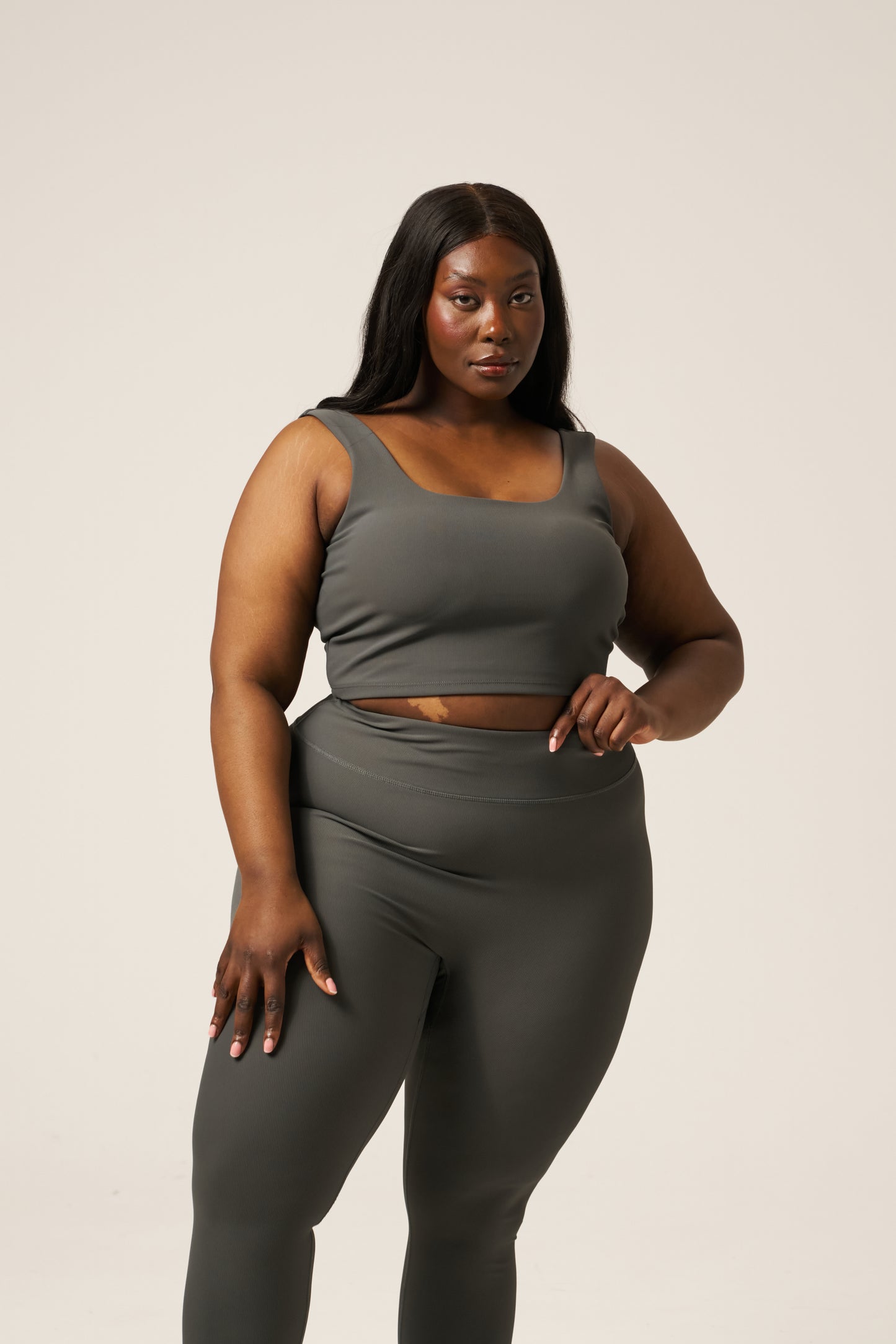 The Sculpt Built In Sports Bra - Graphite