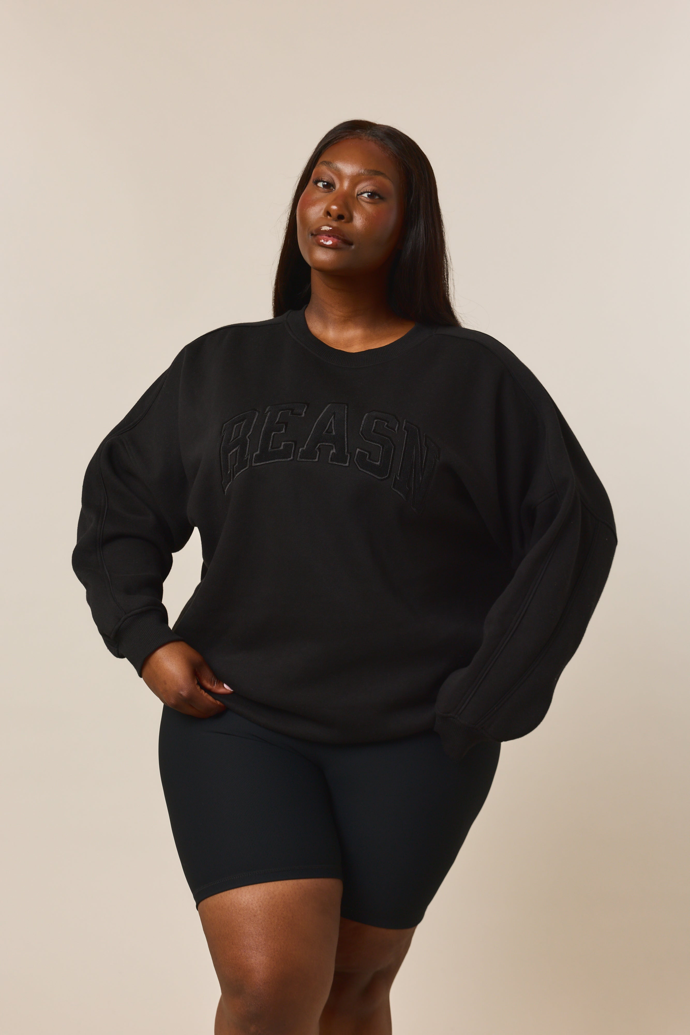 Oversized Branded Crew Neck Sweatshirt - Core Black – reasn