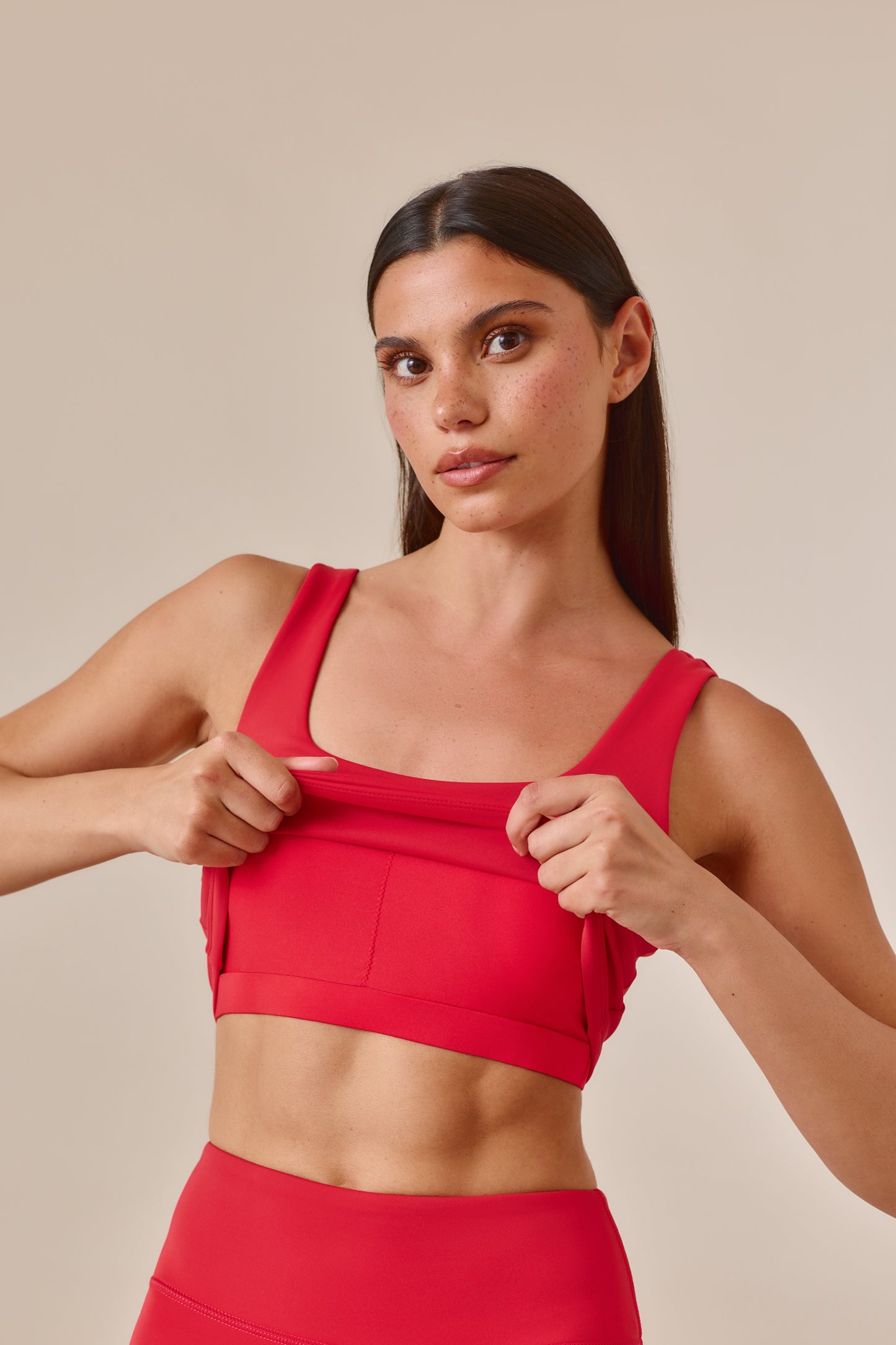 Smoothform Built In Bra Sports Bra - Jalapeño Red