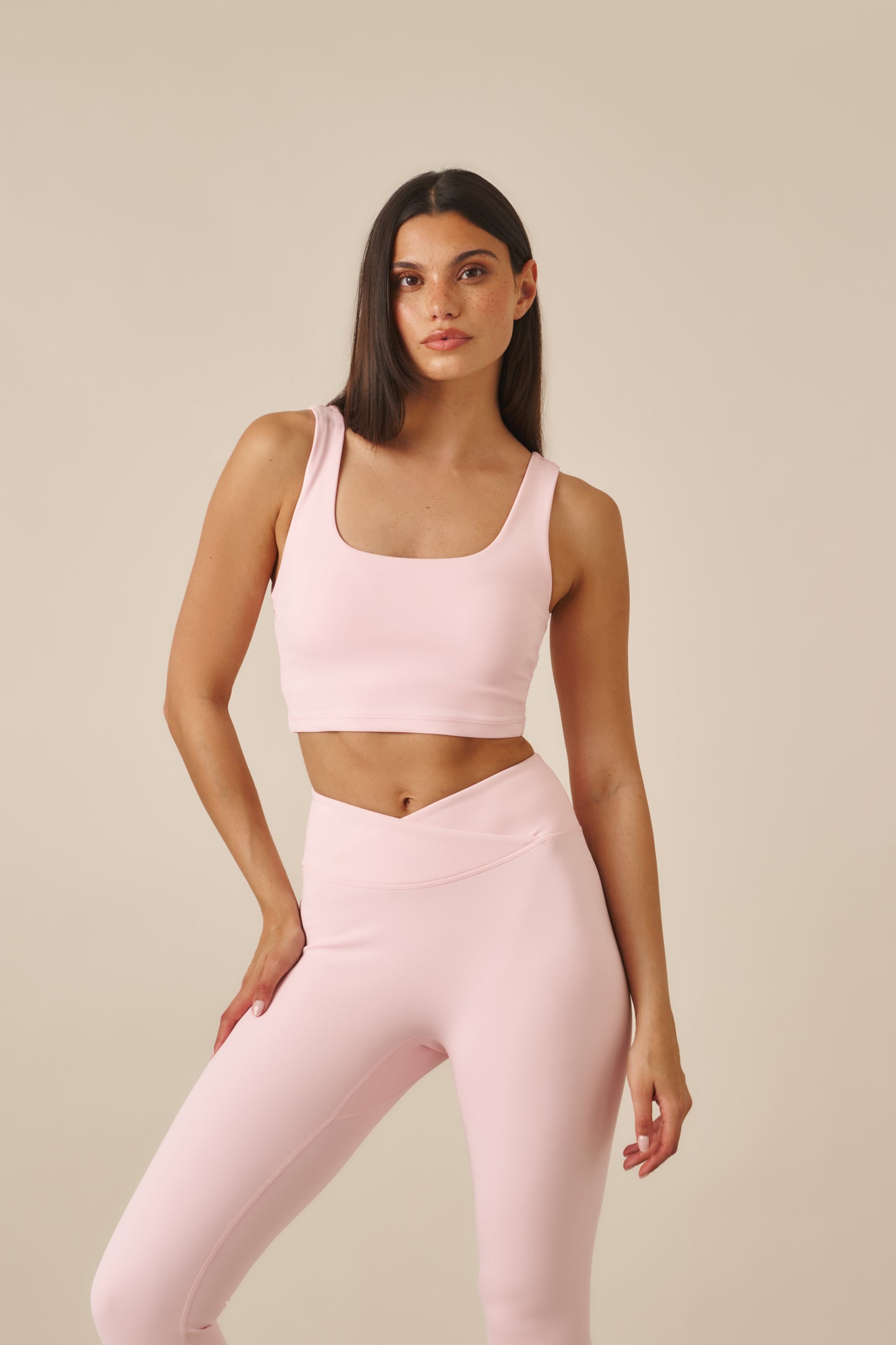 Smoothform Built In Bra Sports Bra - Ballerina Pink