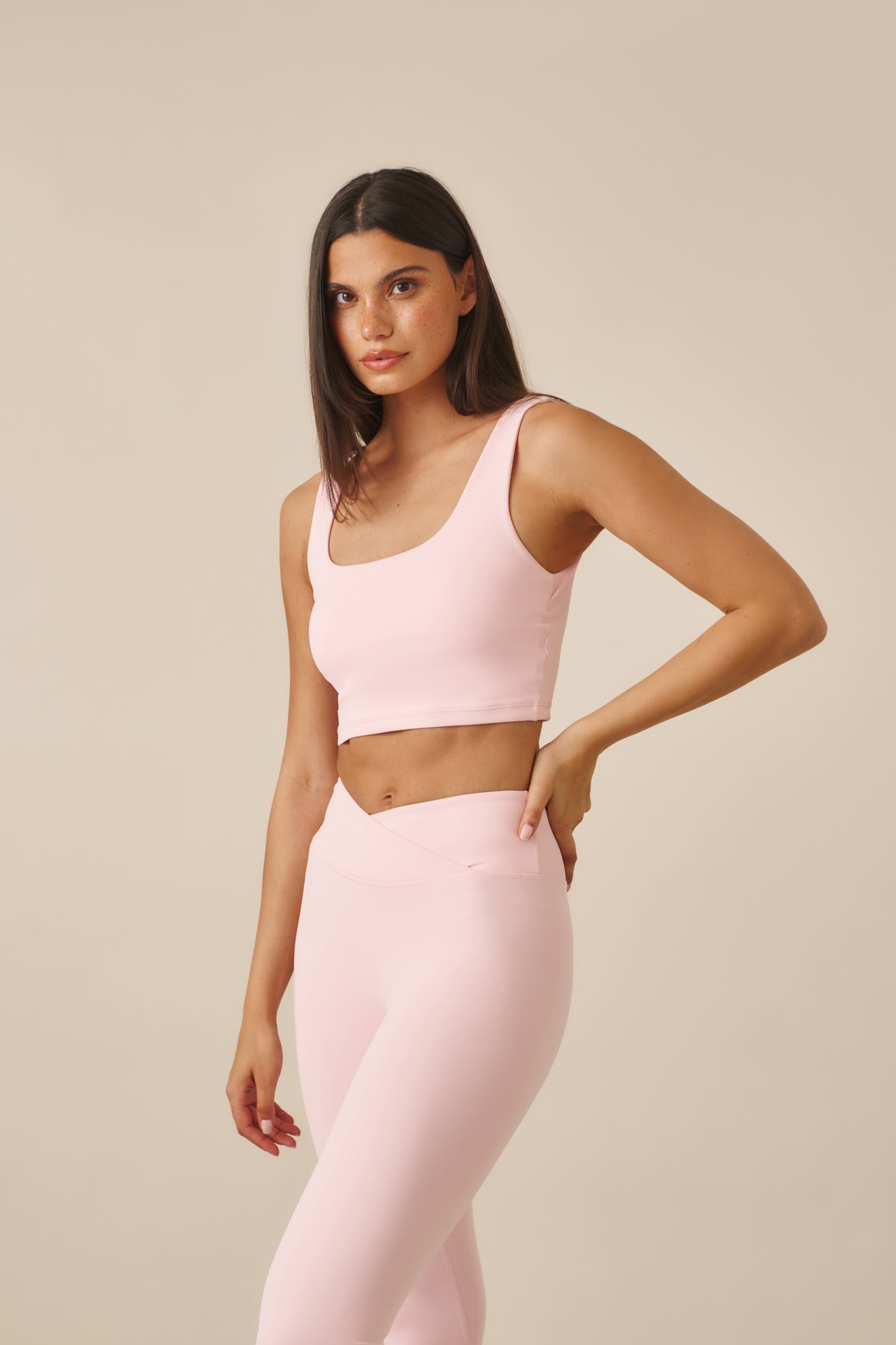Smoothform Built In Bra Sports Bra - Ballerina Pink