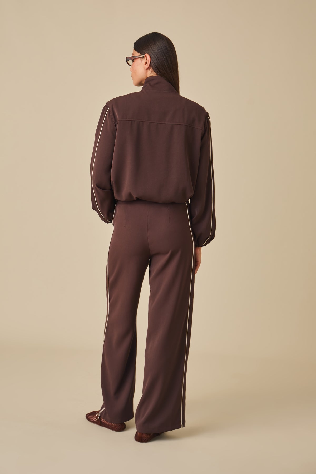 Adjustable Waist Smart Joggers - Espresso