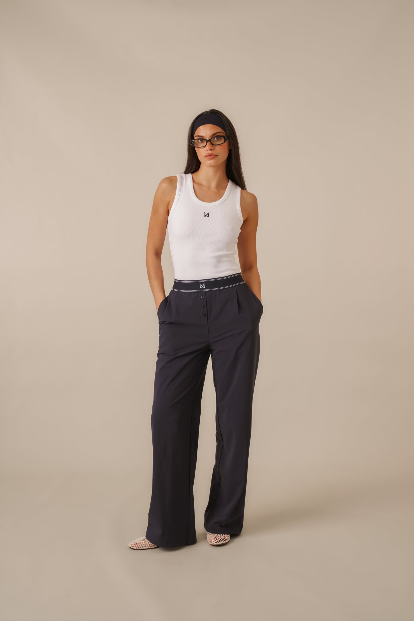 Ribbed Emblem Vest Top - Crème