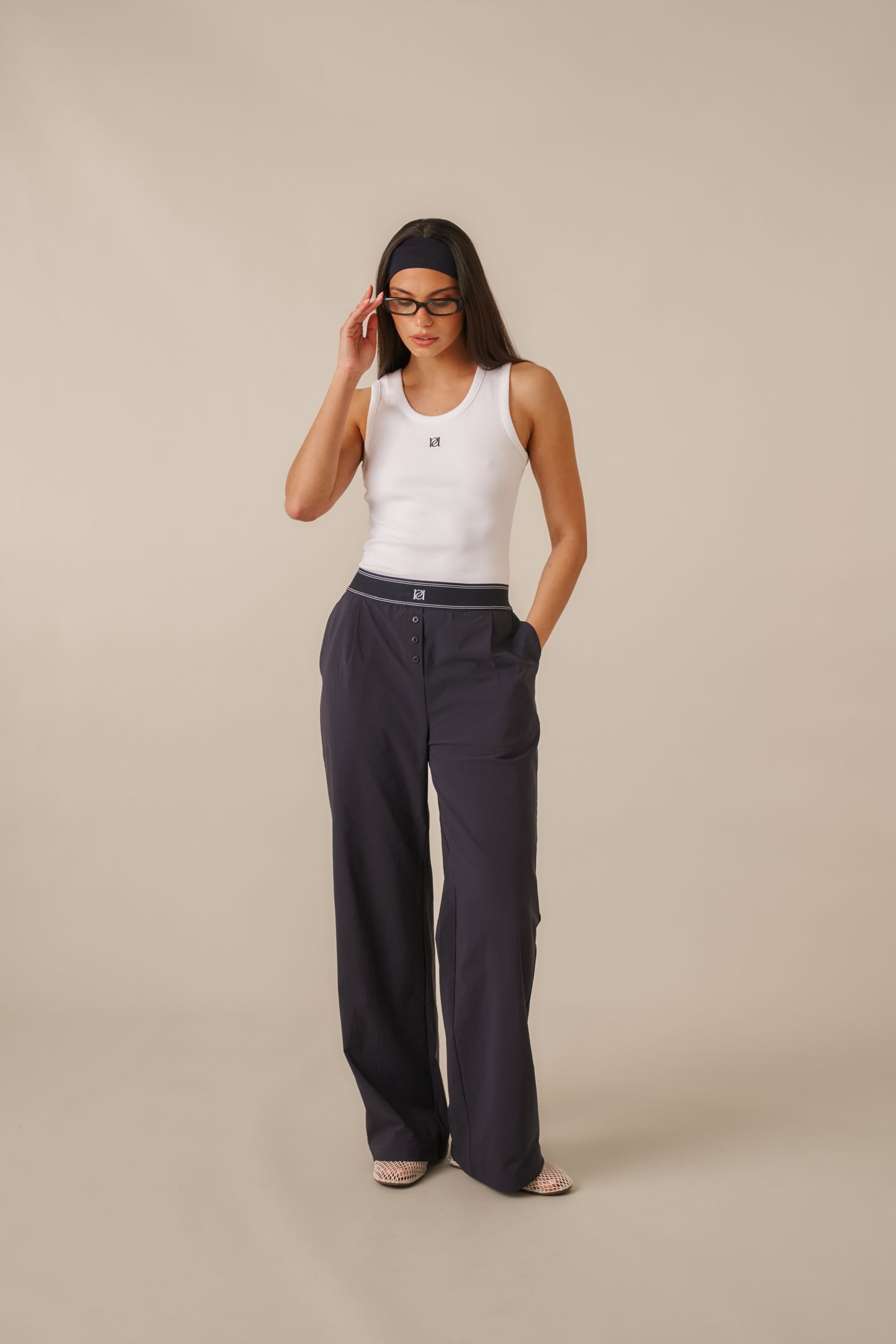 Ribbed Emblem Vest Top - Crème