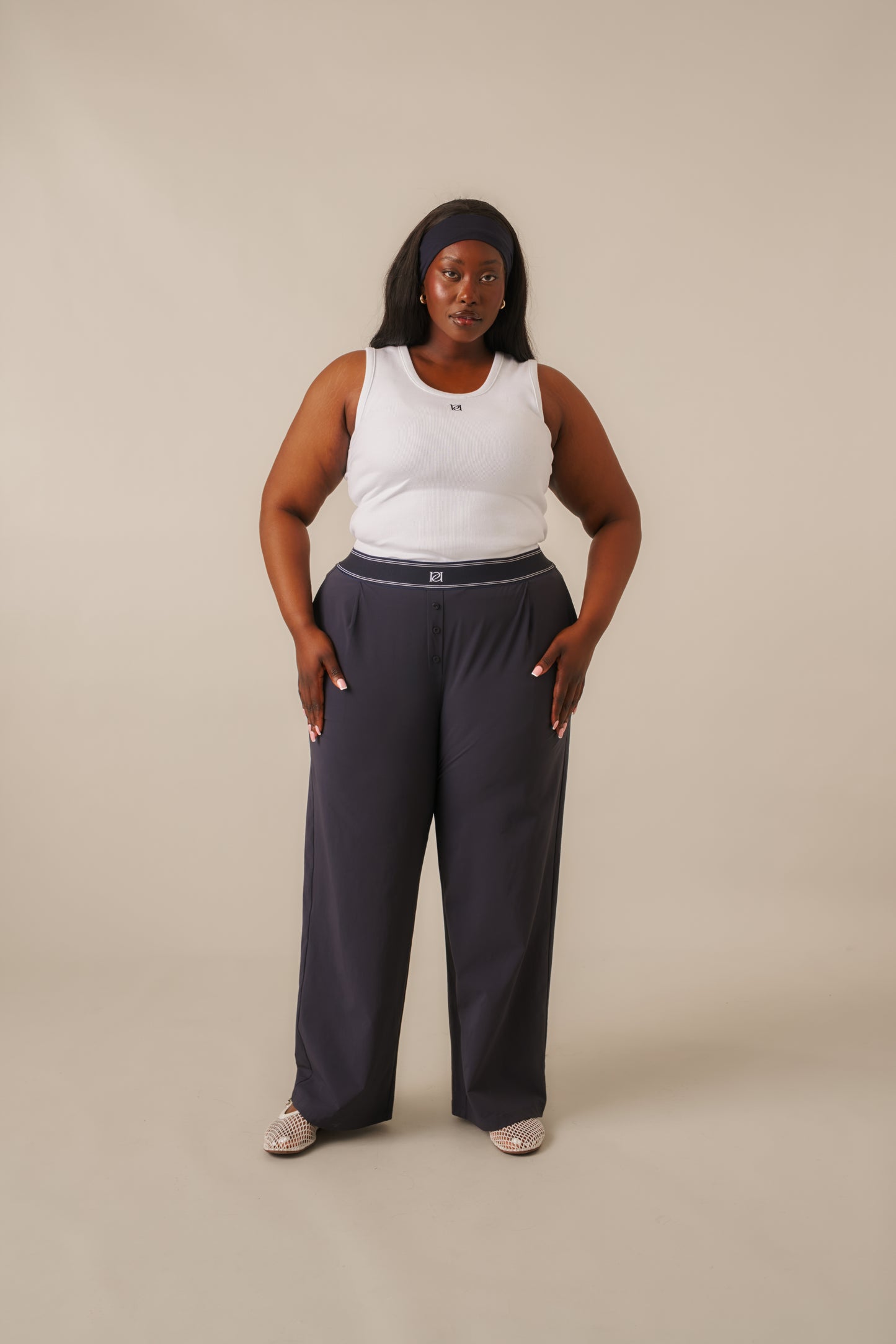 Ribbed Emblem Vest Top - Crème