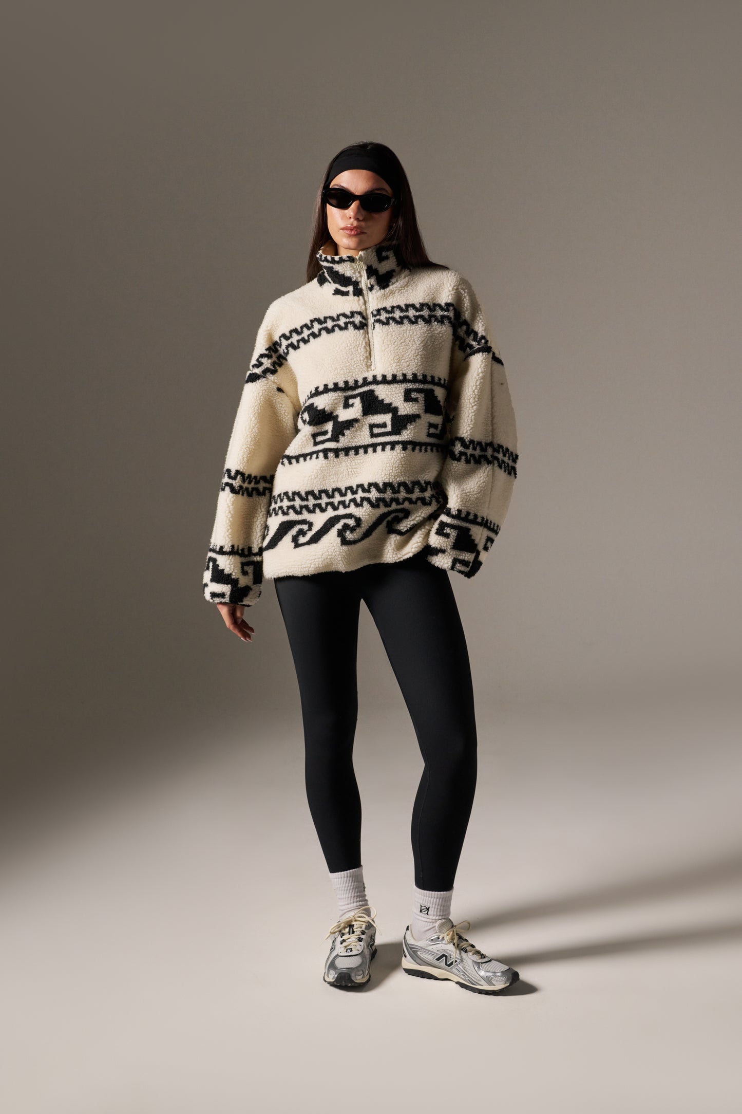 Aztec Detail Quarter Zip Borg Sweatshirt - Crème