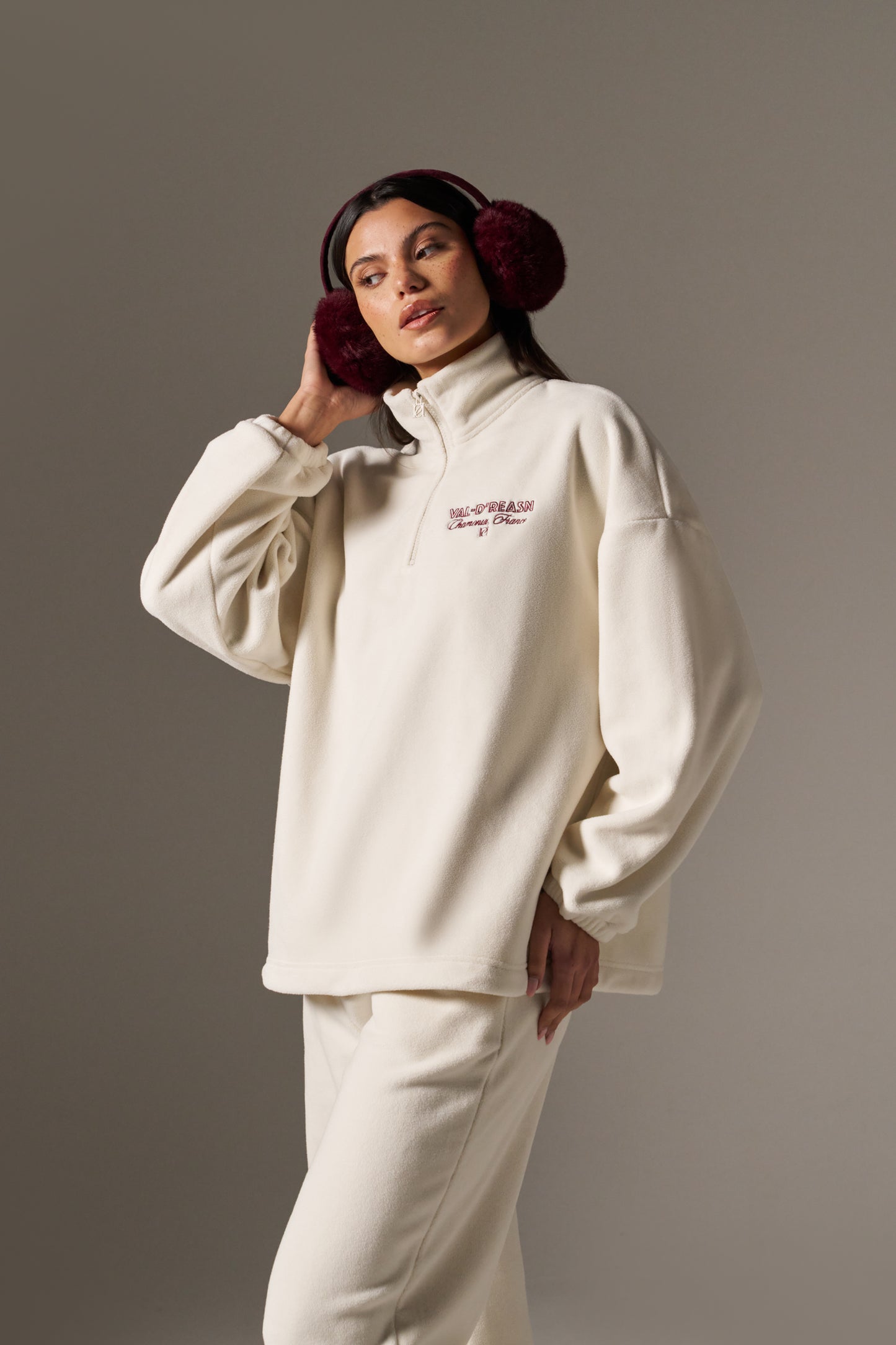 Oversized Apres Ski Fleece Quarter Zip Sweatshirt - Crème