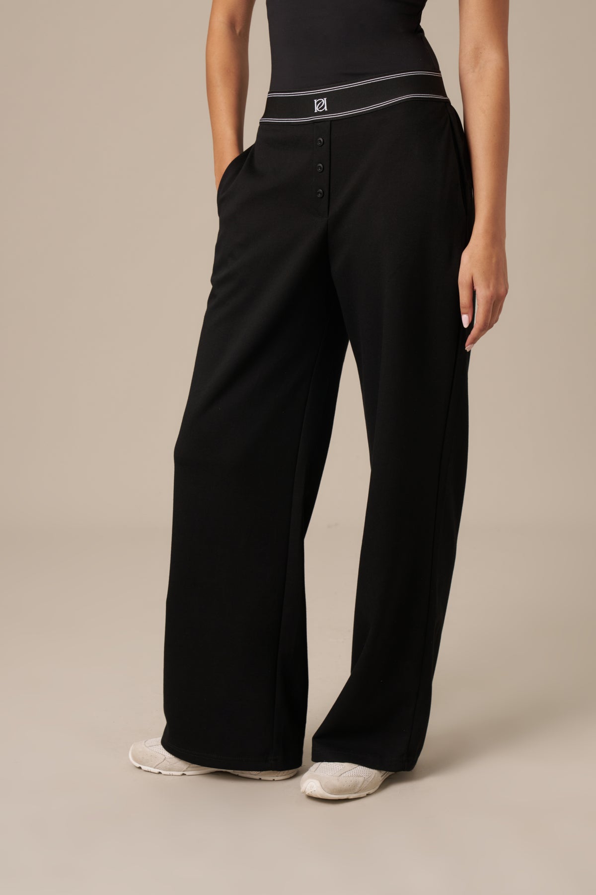 The Soft Touch Everyday Trousers - Core Black