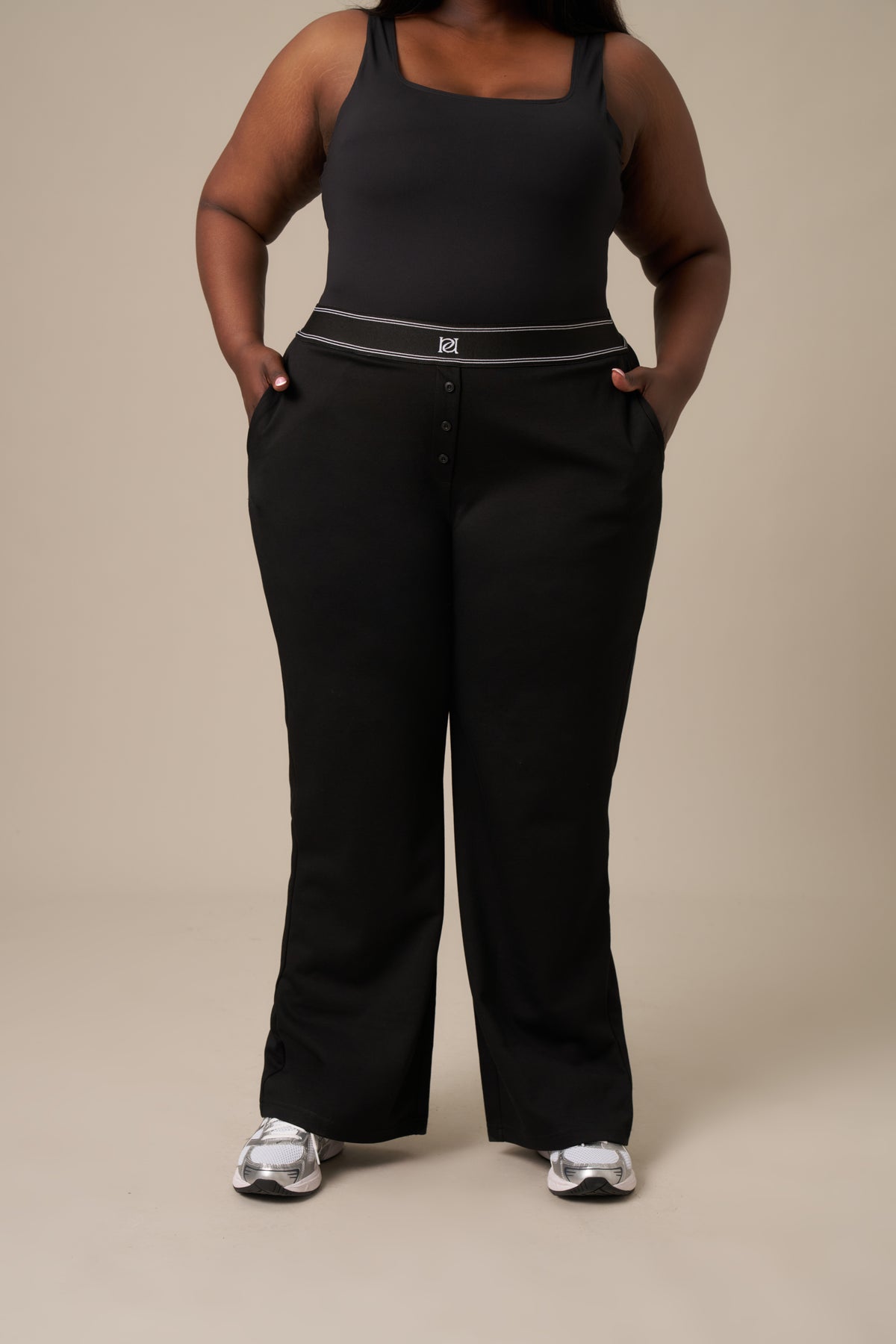 The Soft Touch Everyday Trousers - Core Black