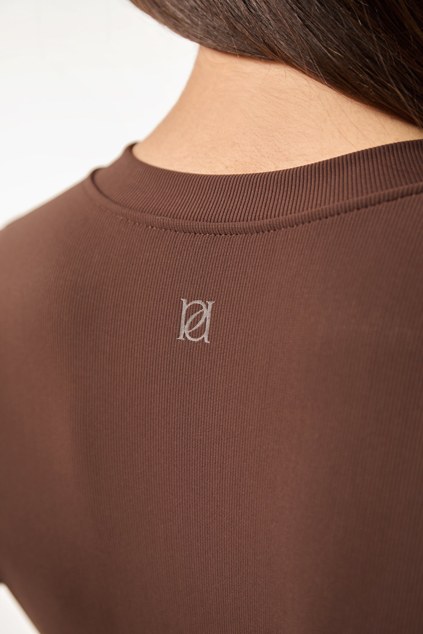 The Sculpt Crew Neck Built In Bra Top - Espresso