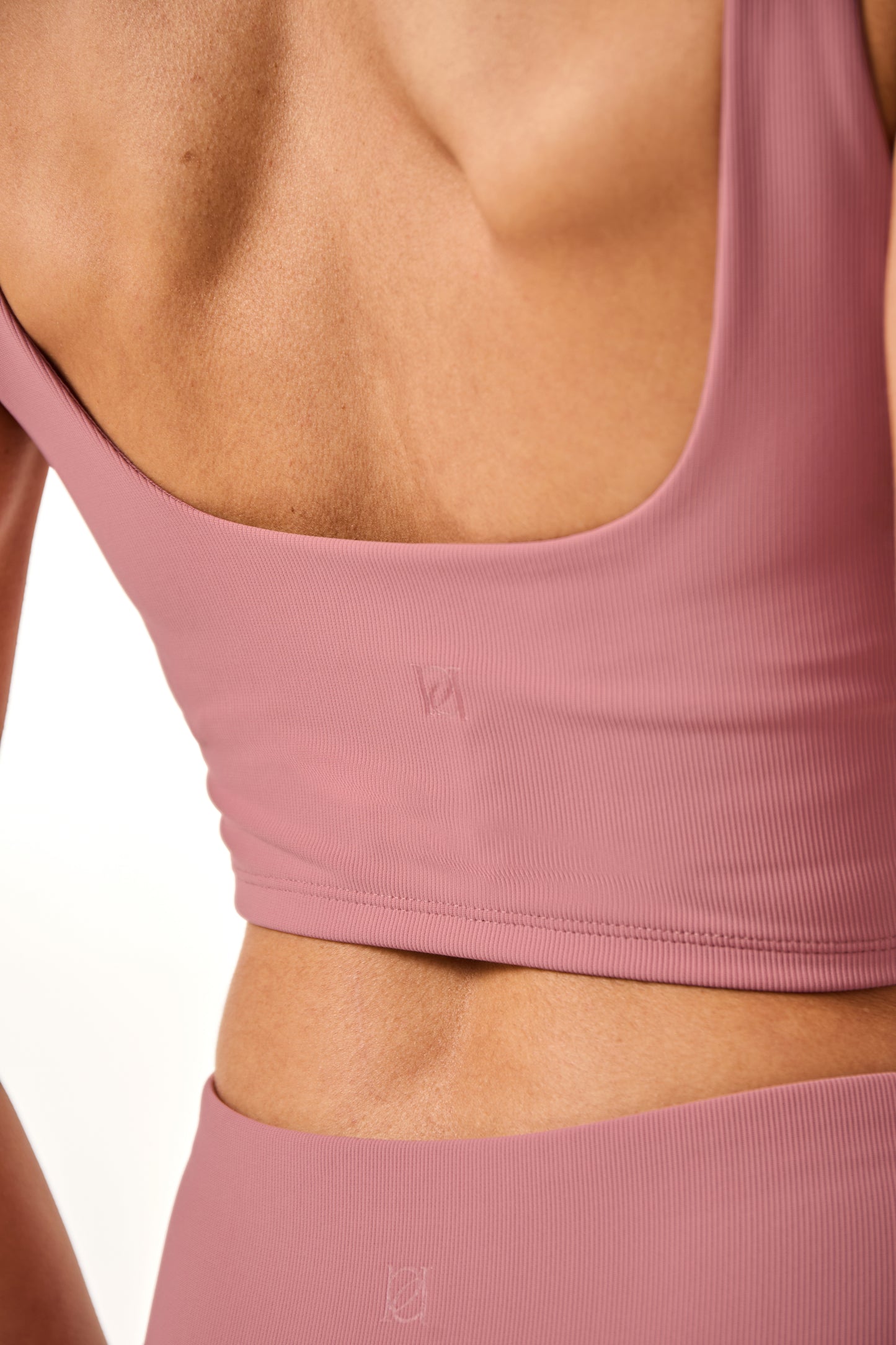 Sculpt Built In Sports Bra - Blush Pink