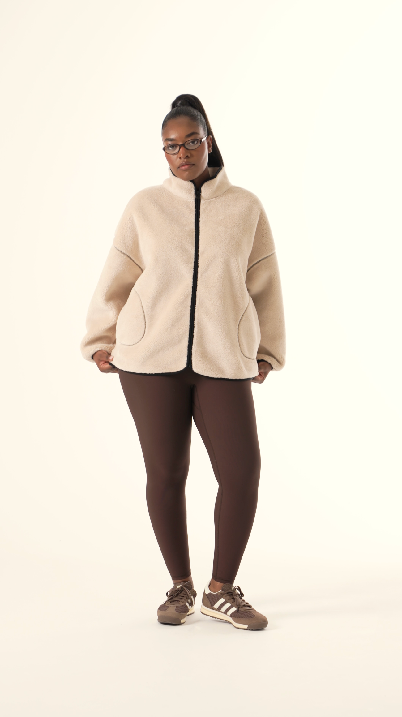 Oversized Contrast Seam Zip Through Borg Jacket - Crème – reasn Oversized Contrast Seam Zip Through Borg Jacket - Crème – reasn